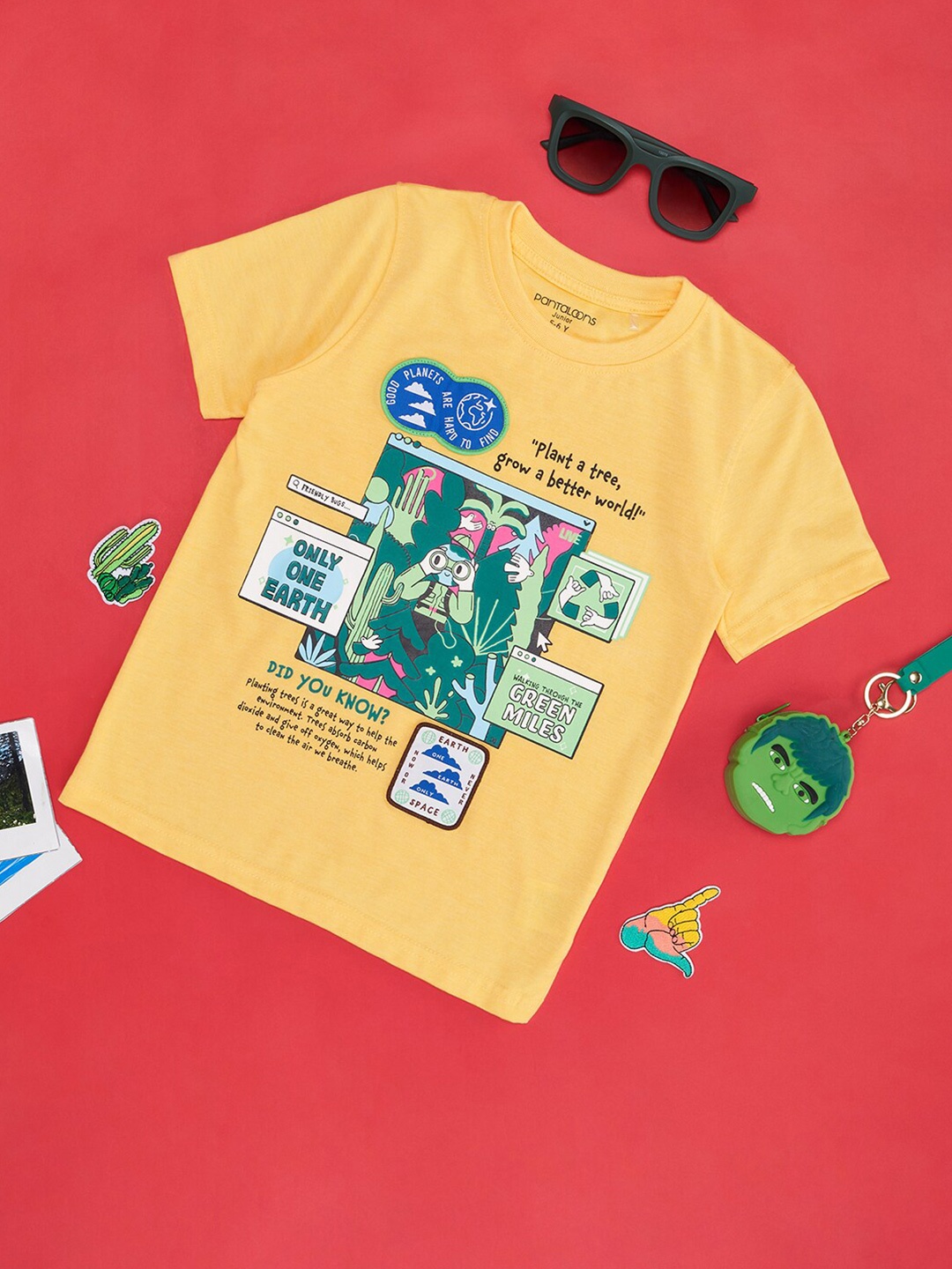 

Pantaloons Junior Boys Graphic Printed Cotton T-shirt, Yellow