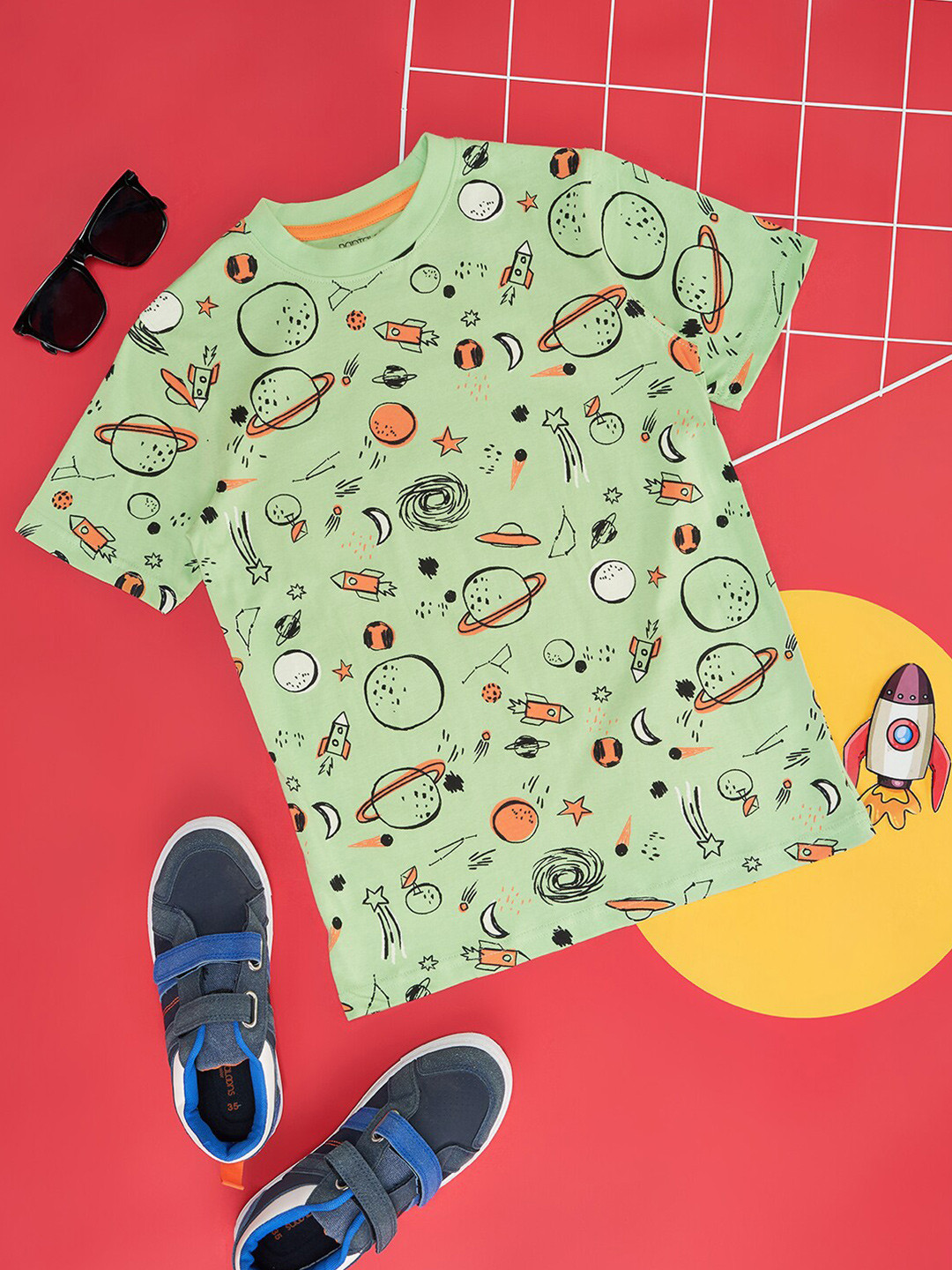 

Pantaloons Junior Boys Conversational Printed Cotton T-shirt, Green