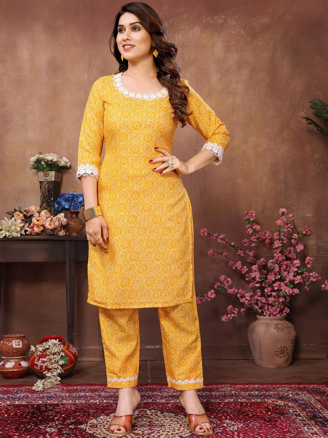 

Titanium Silk Industries Ethnic Motifs Printed Straight Kurta with Trousers, Yellow