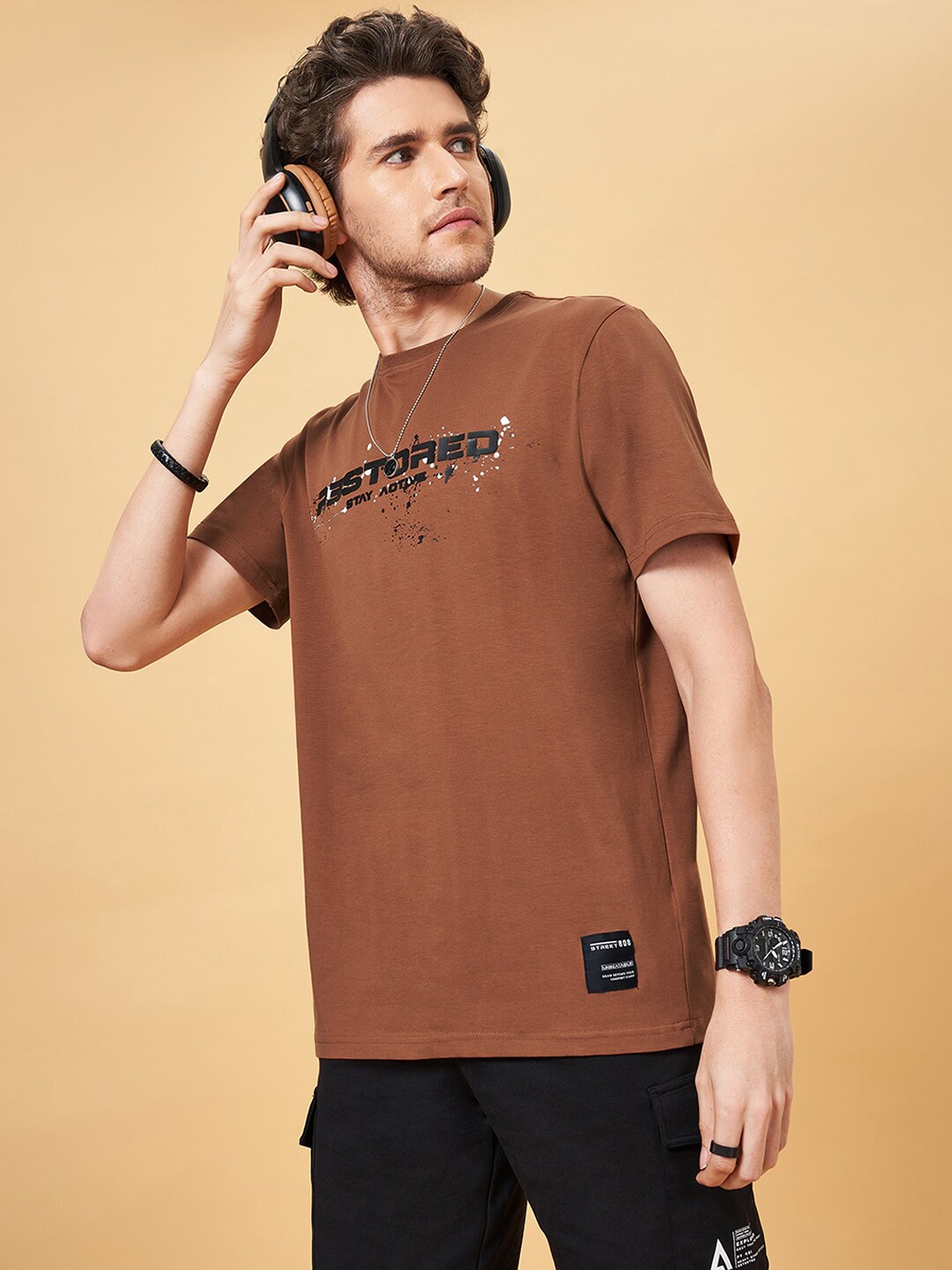 

Street 808 by Pantaloons Typography Printed Casual T-shirt, Tan