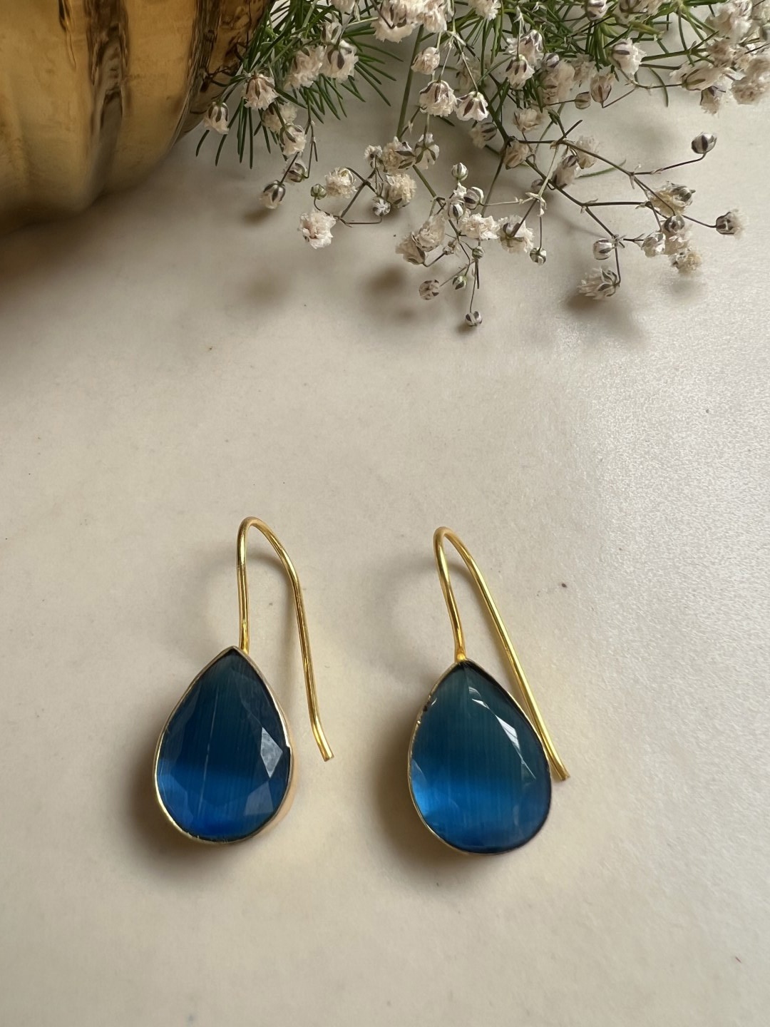 

XAGO Teardrop Shaped Studs Earrings, Blue