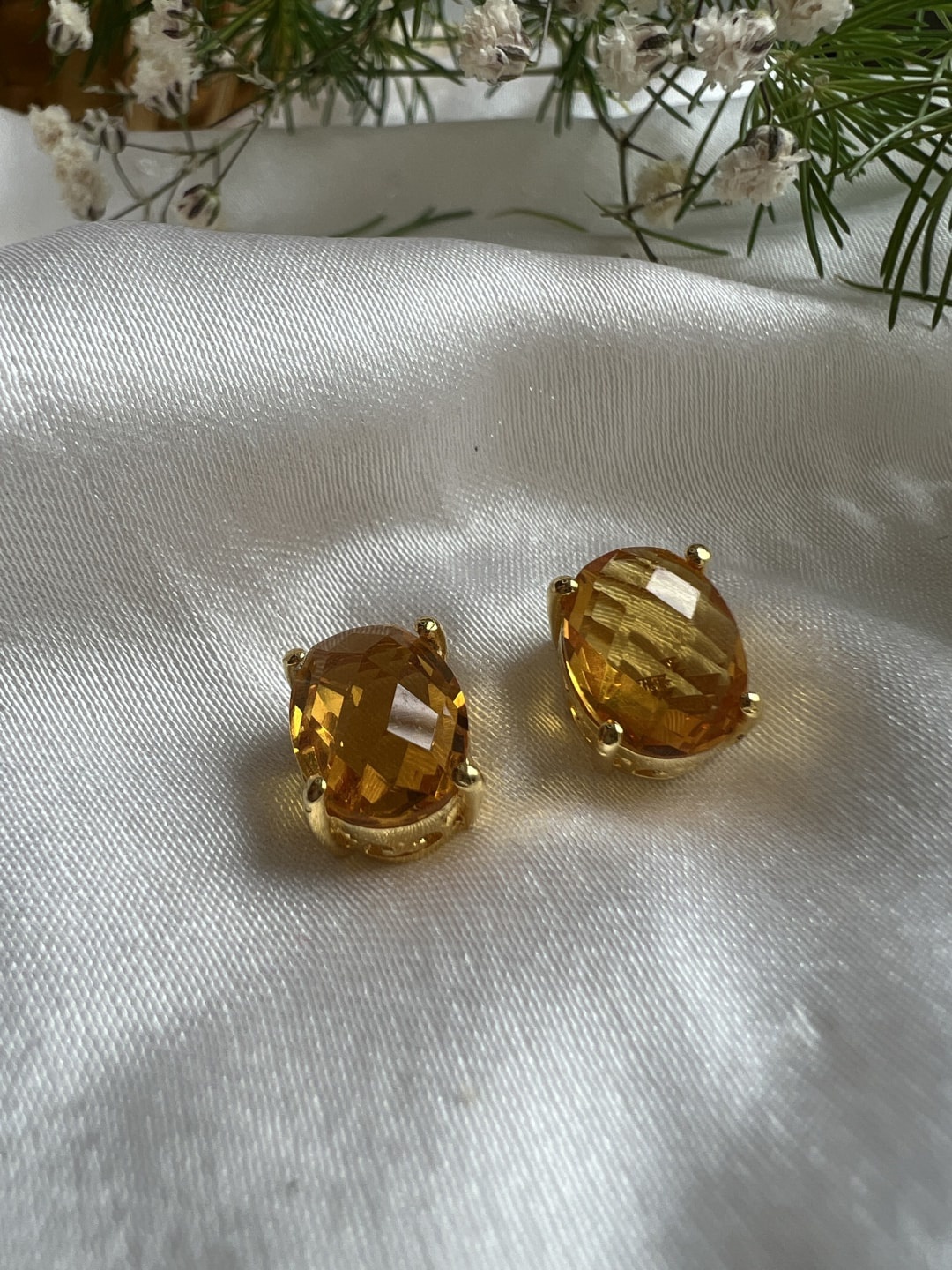 

XAGO Gold Plated Artificial Stones and Beads Studs Earrings