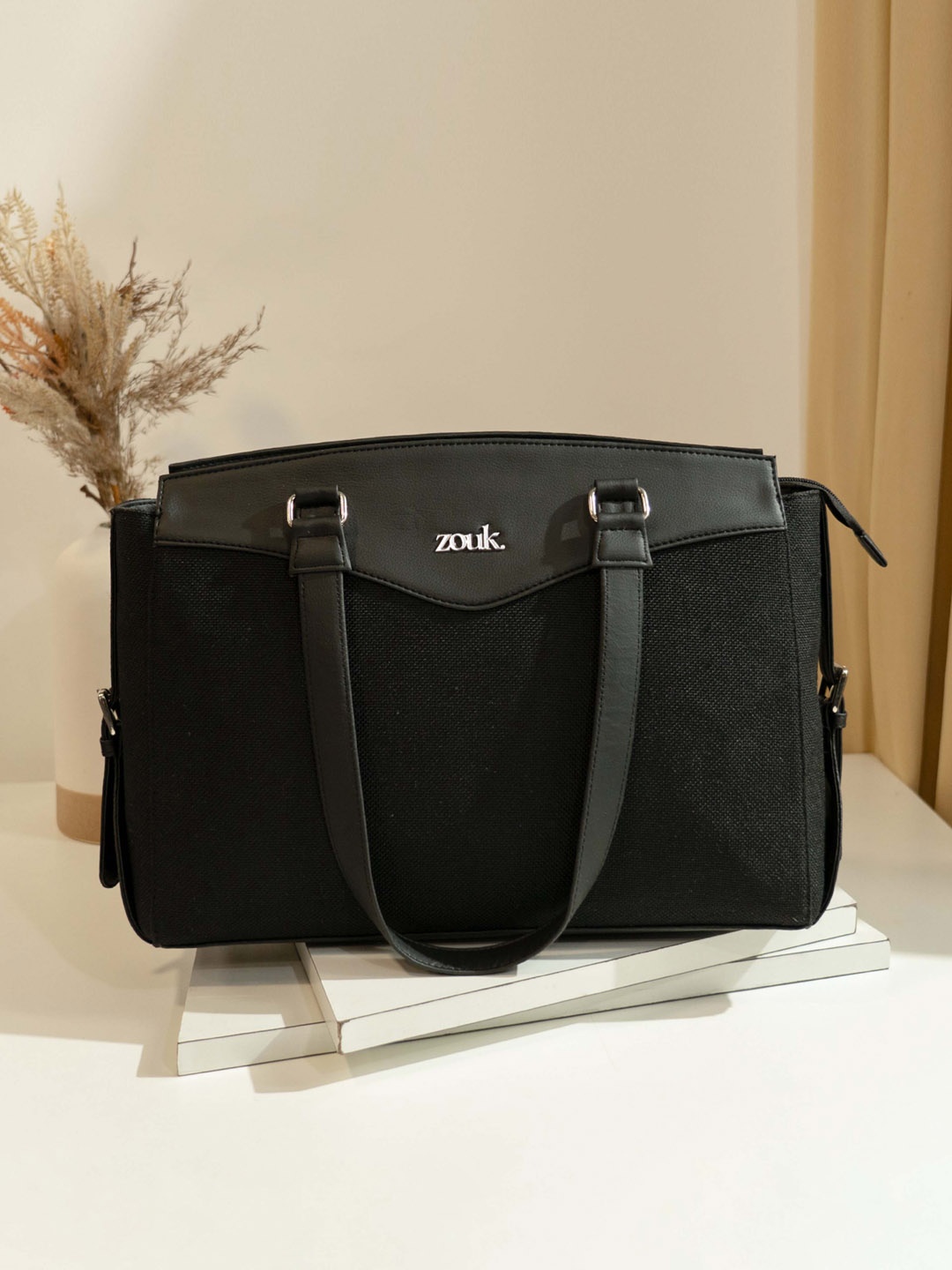 

ZOUK Structured Handheld Bag, Black