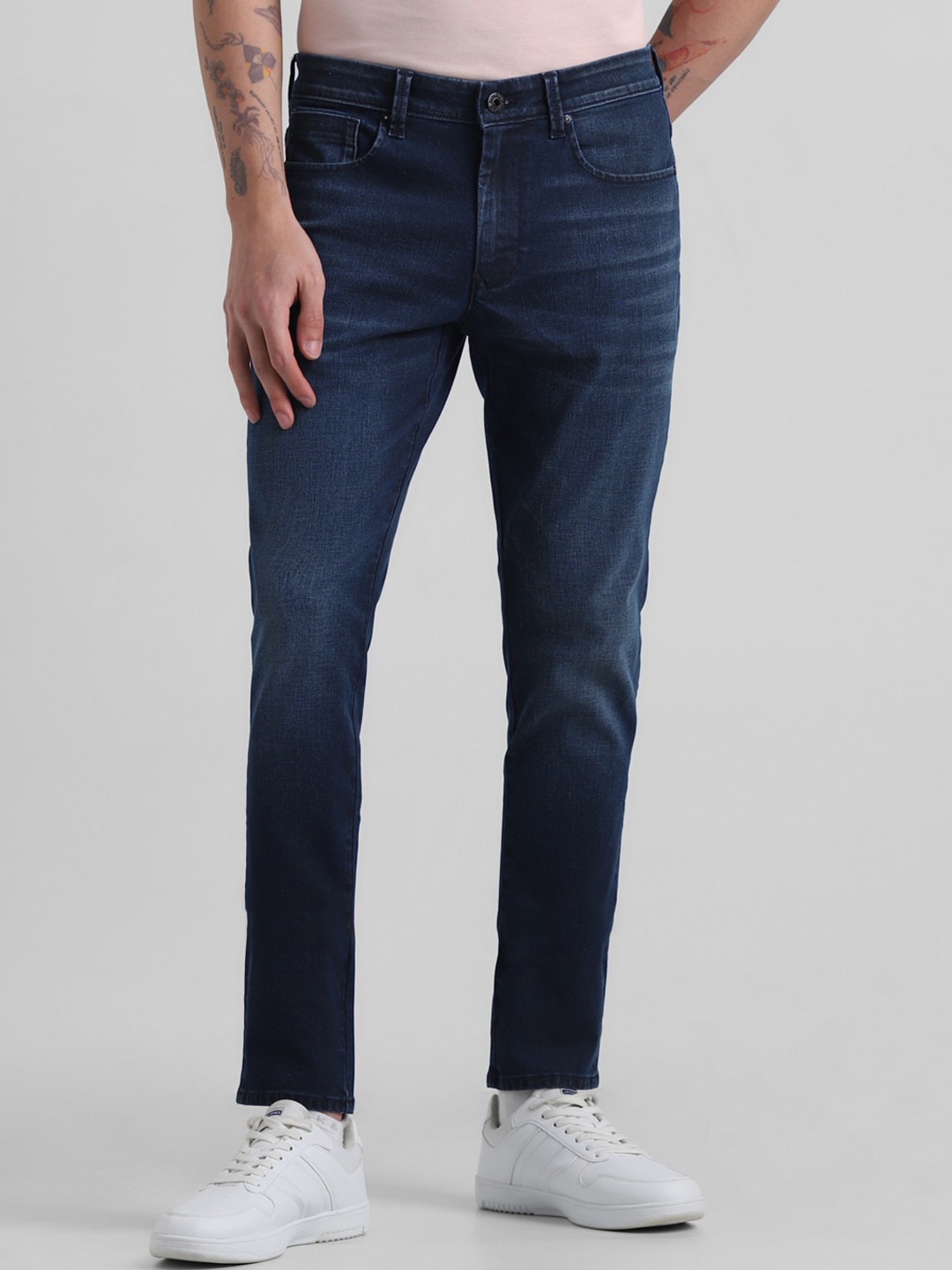 

Jack & Jones Men Clark Slim Fit Light Fade Stretchable Jeans, Blue