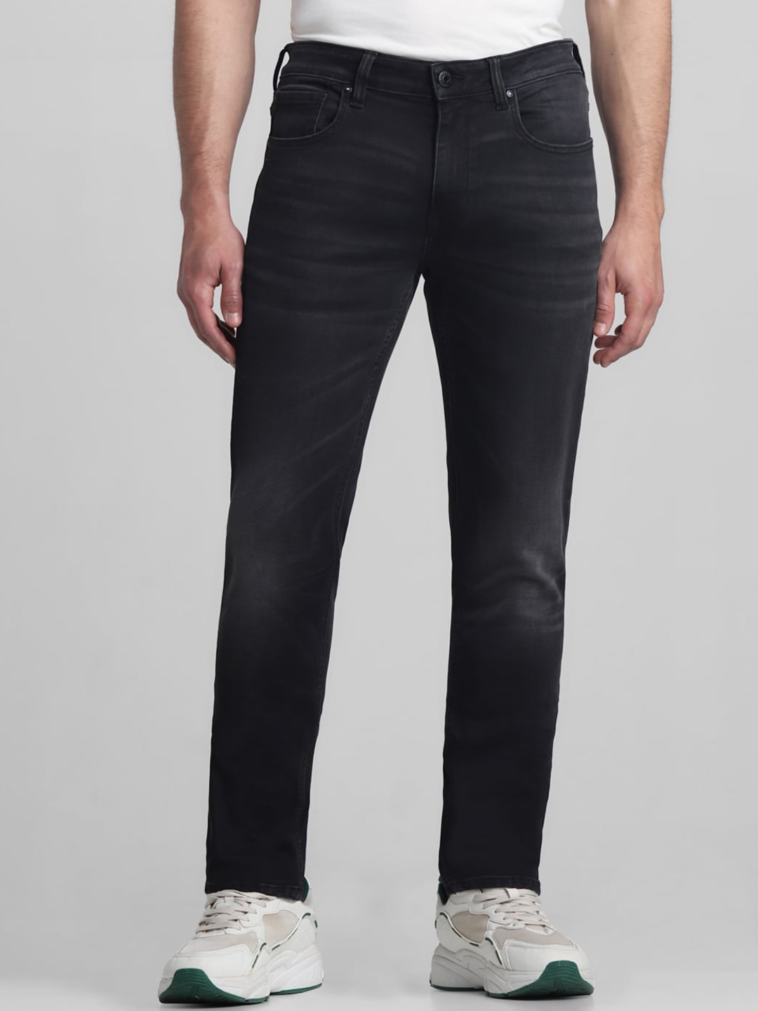 

Jack & Jones Men Ben Straight Fit Stretchable Jeans, Black