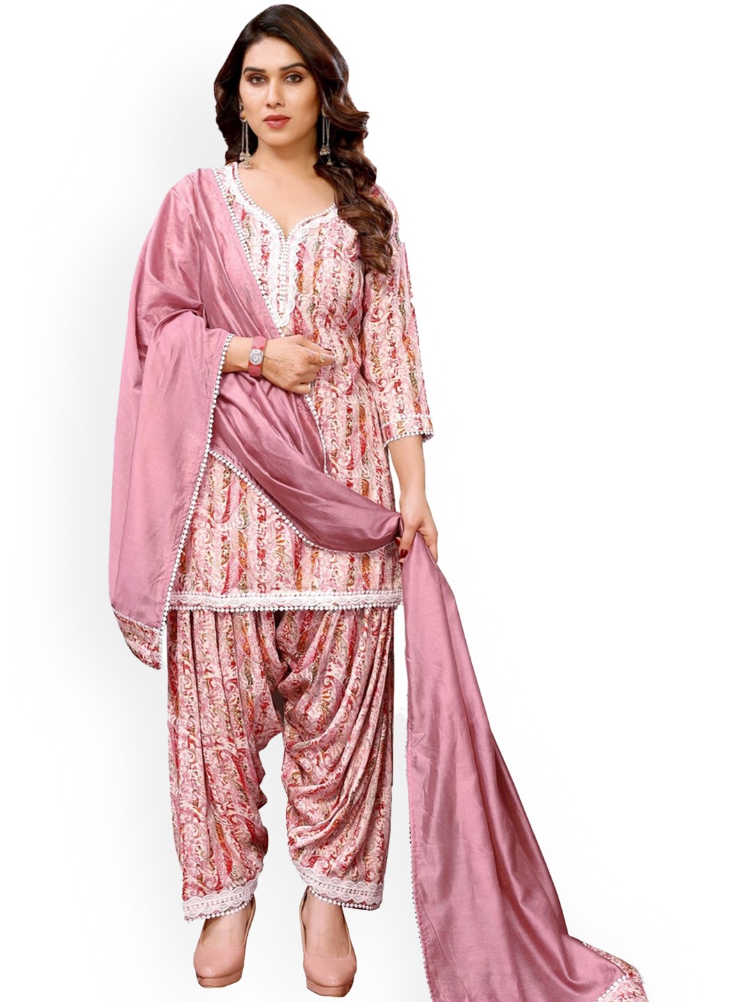 

Krimmple Ethnic Motifs Printed Kurta With Salwar & Dupatta, Pink