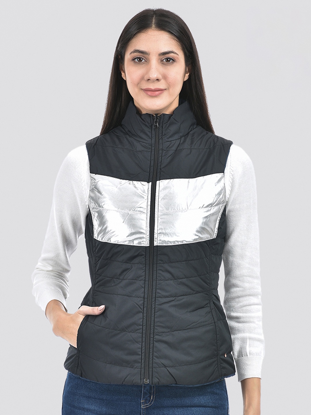 

Numero Uno Colorblocked Stand Collar Reversible Padded Jacket, Navy blue
