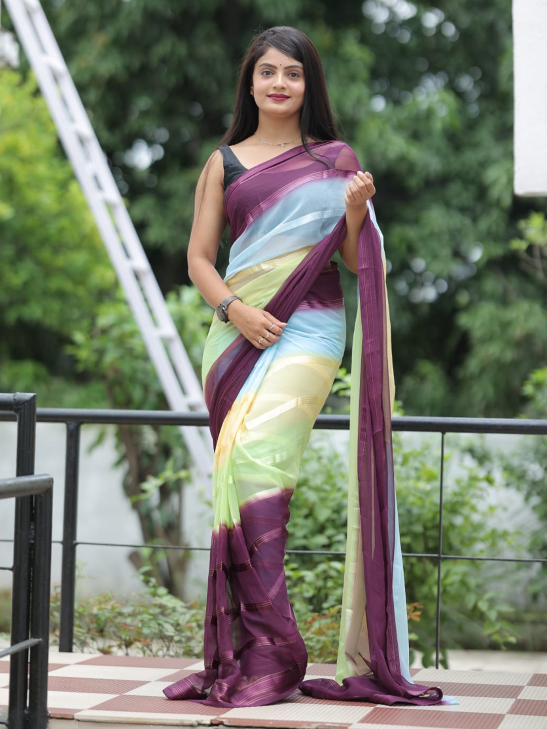 

Naishu Trendz Colourblocked Ready To Wear Saree, Purple