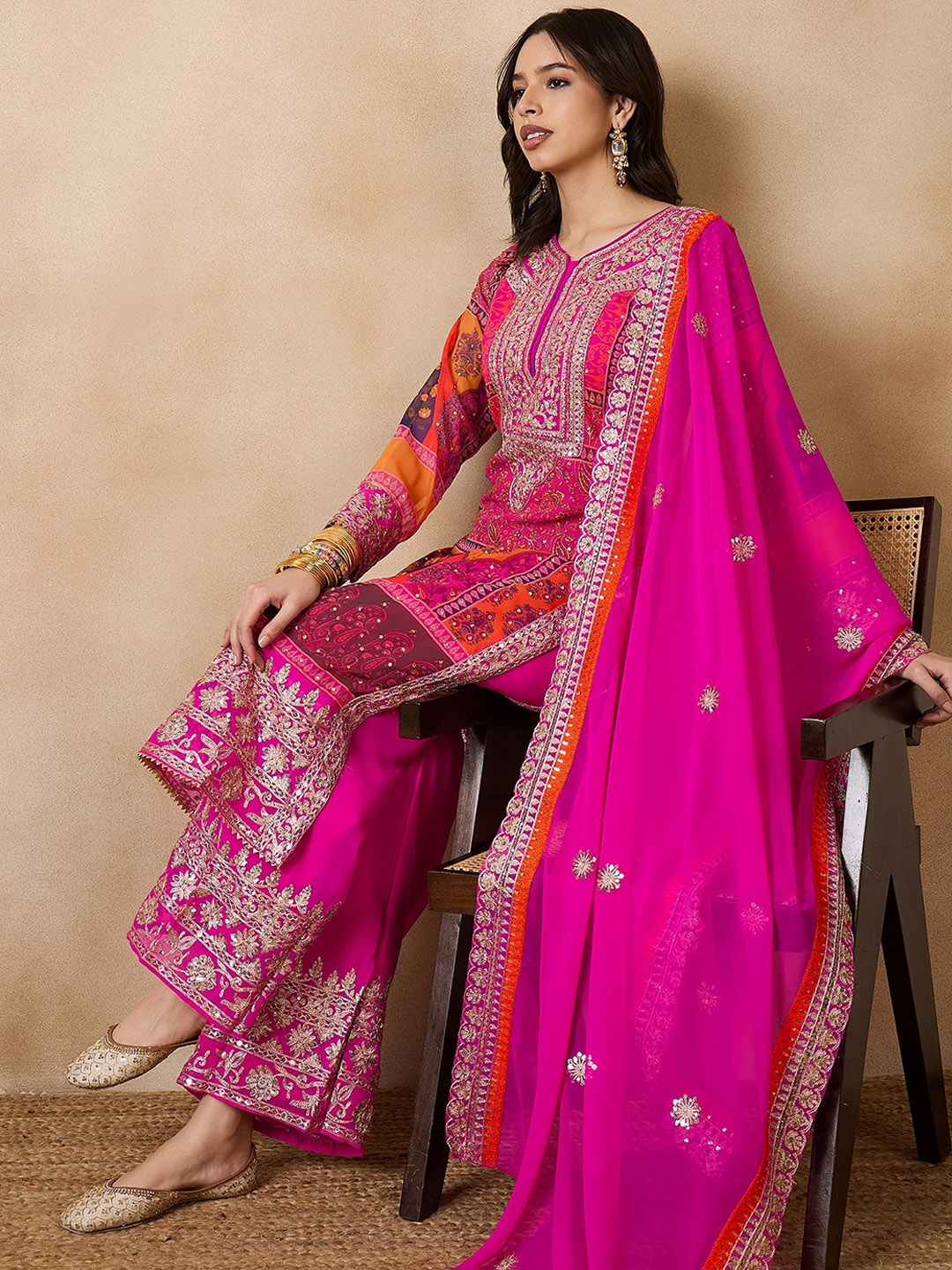 

SERONA FABRICS Ethnic Motifs Embroidered Regular Kurta with Palazzos & Dupatta, Pink