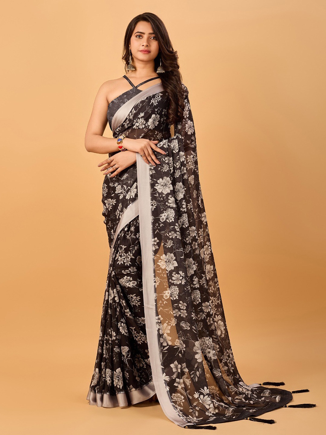 

Sitanjali Floral Printed Pure Chiffon Saree, Black