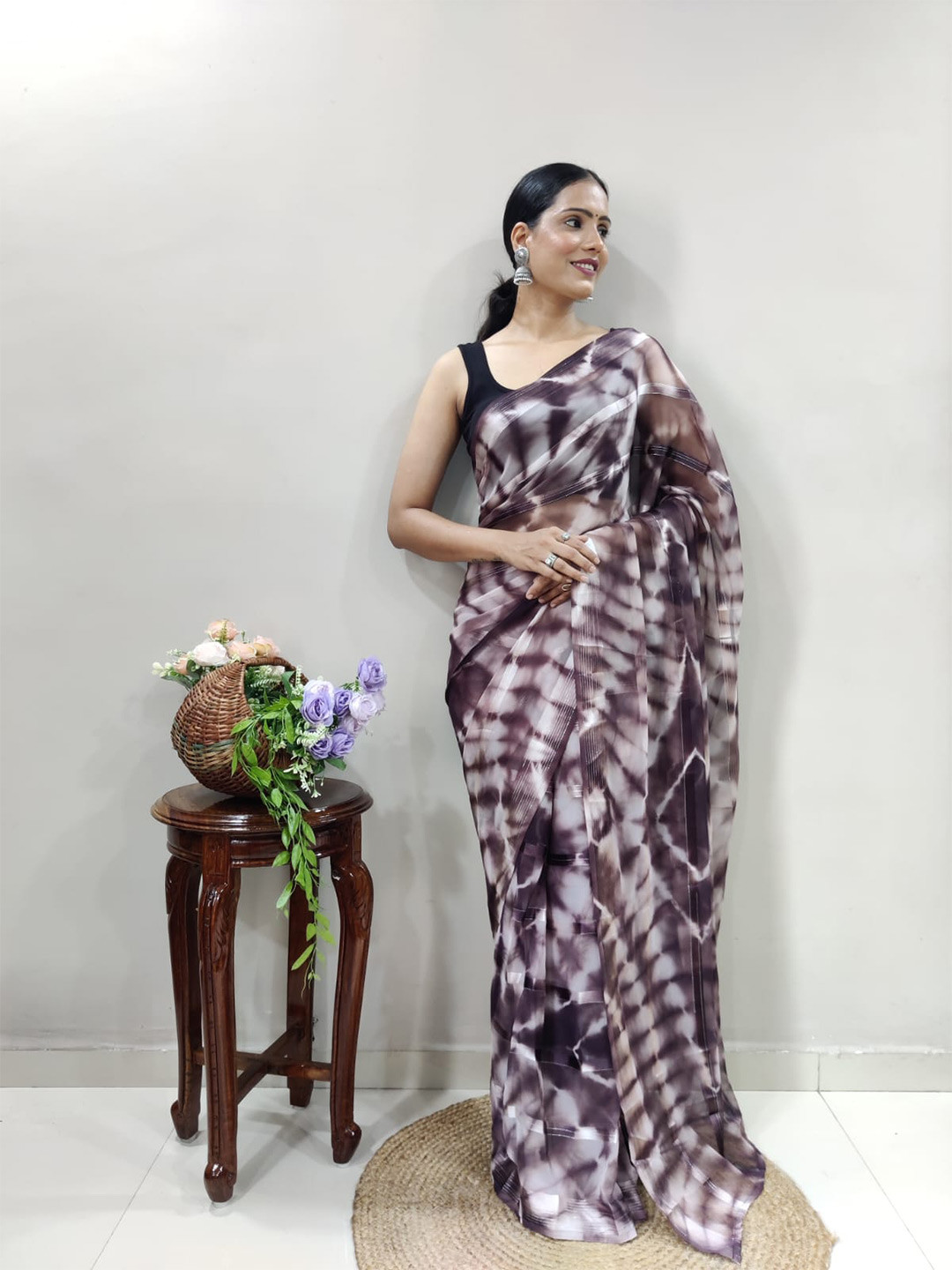 

Naishu Trendz Tie & Dye Poly Georgette Ready To Wear Saree, Coffee brown