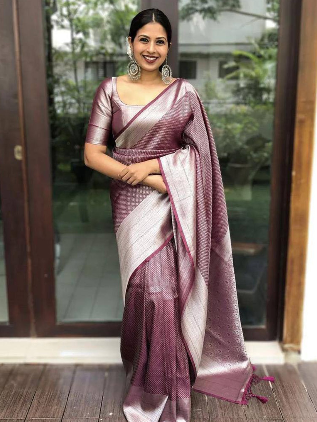 

MONERA Ethnic Motifs Woven Design Zari Silk Blend Banarasi Saree, Purple