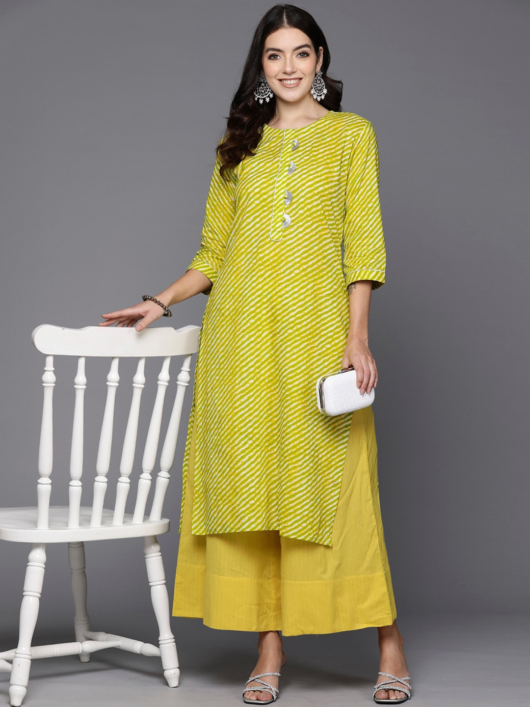 

Anouk Green Leheriya Printed Gotta Patti Pure Cotton Straight Kurta