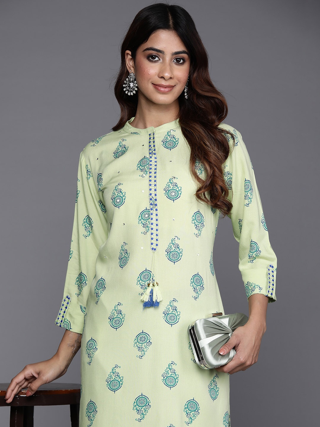 

Anouk Ethnic Motifs Printed Thread Work Kurta, Green