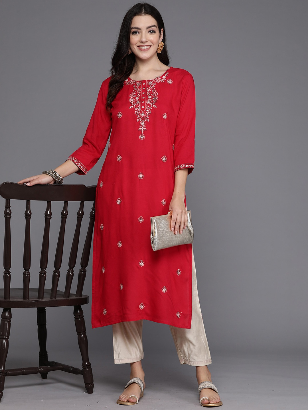 

Anouk Ethnic Motifs Embroidered Straight Kurta, Magenta