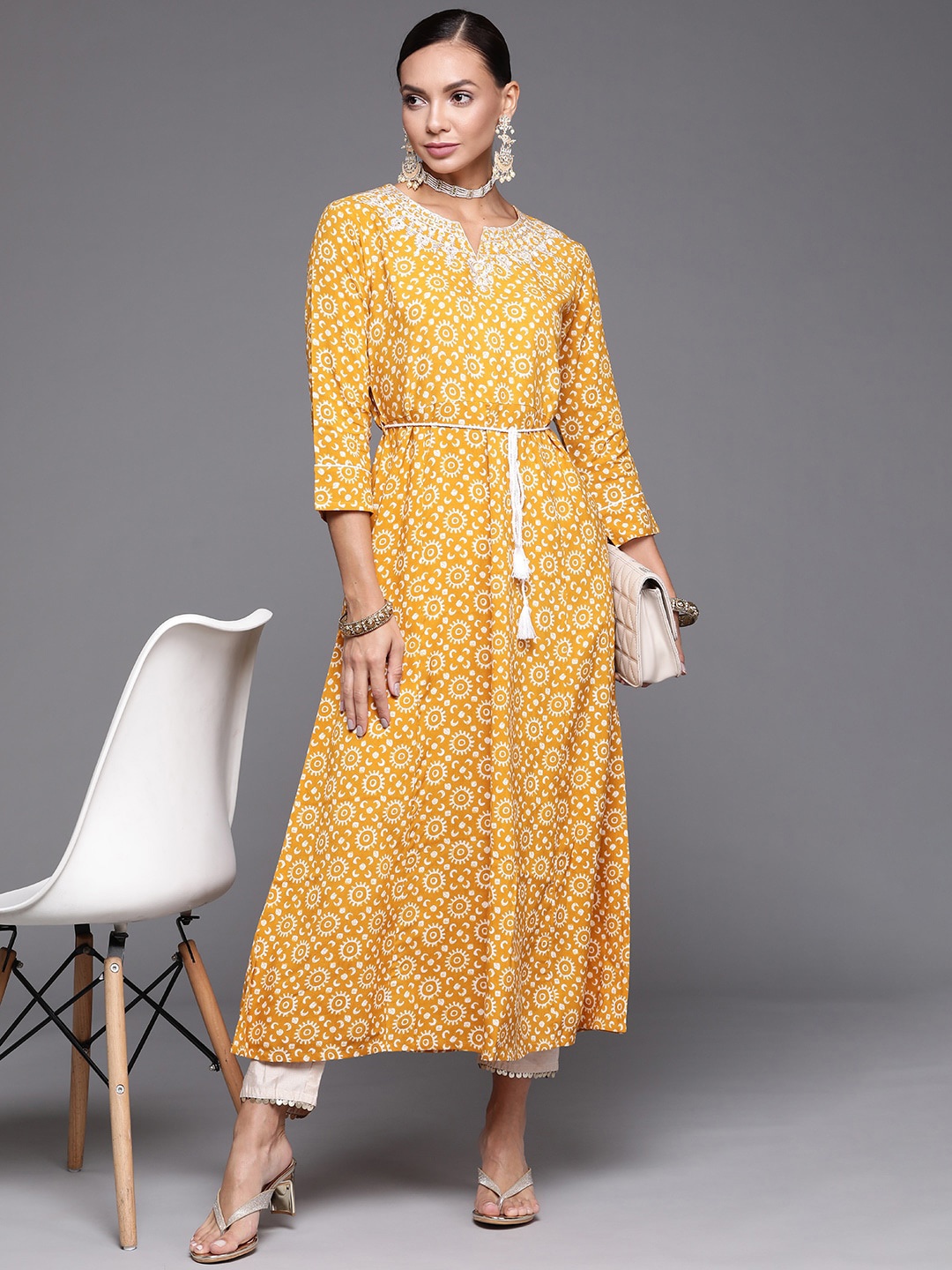 

Anouk Geometric Printed Thread Work Kurta, Mustard