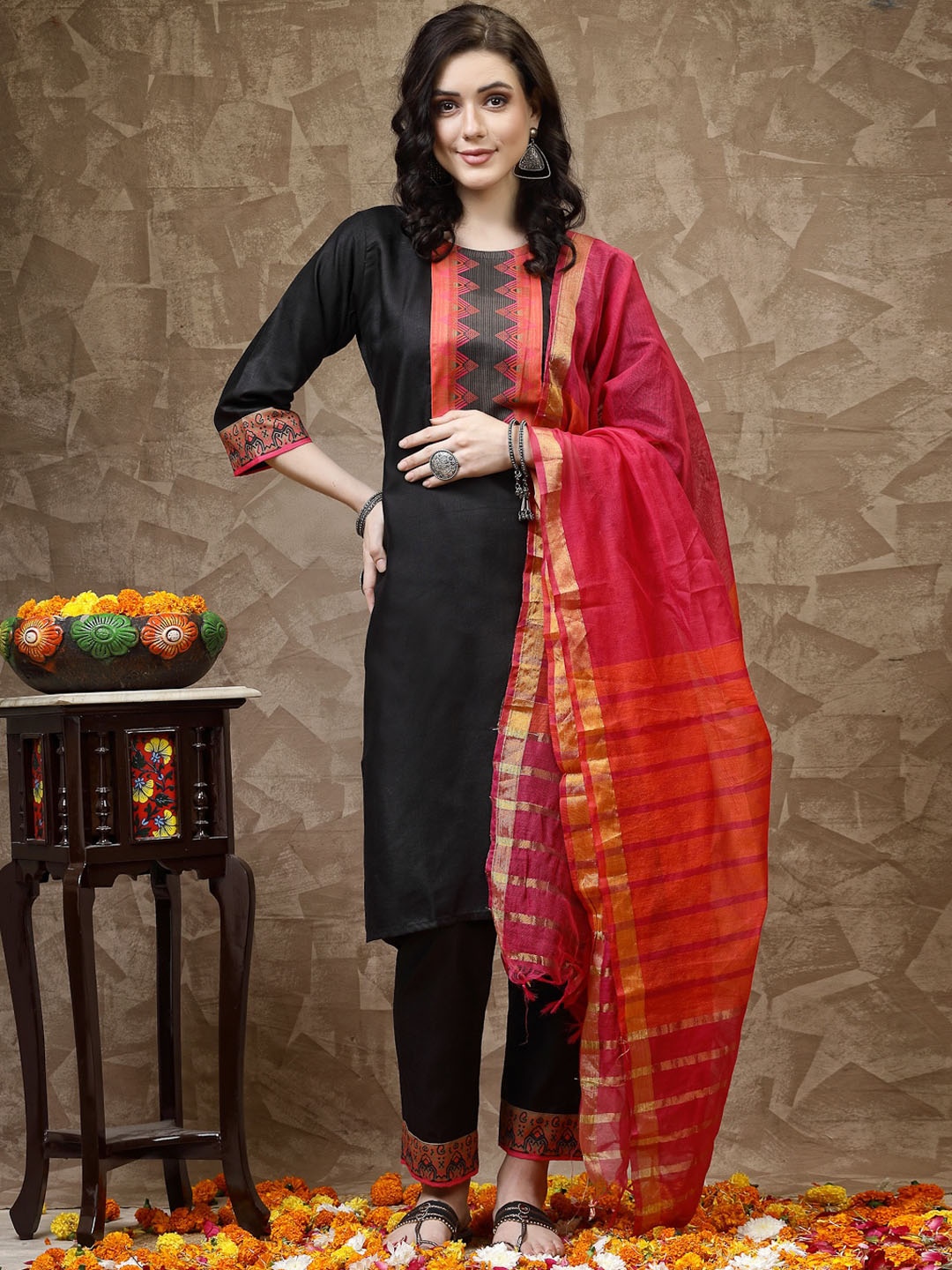 

KALINI Yoke Design Regular Kurta with Trousers, Black