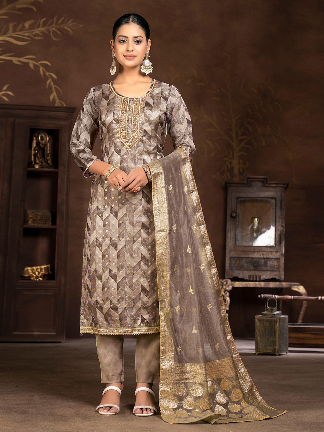 

MANVAA Geometric Printed Beads and Stones Organza Unstitched Dress Material, Beige