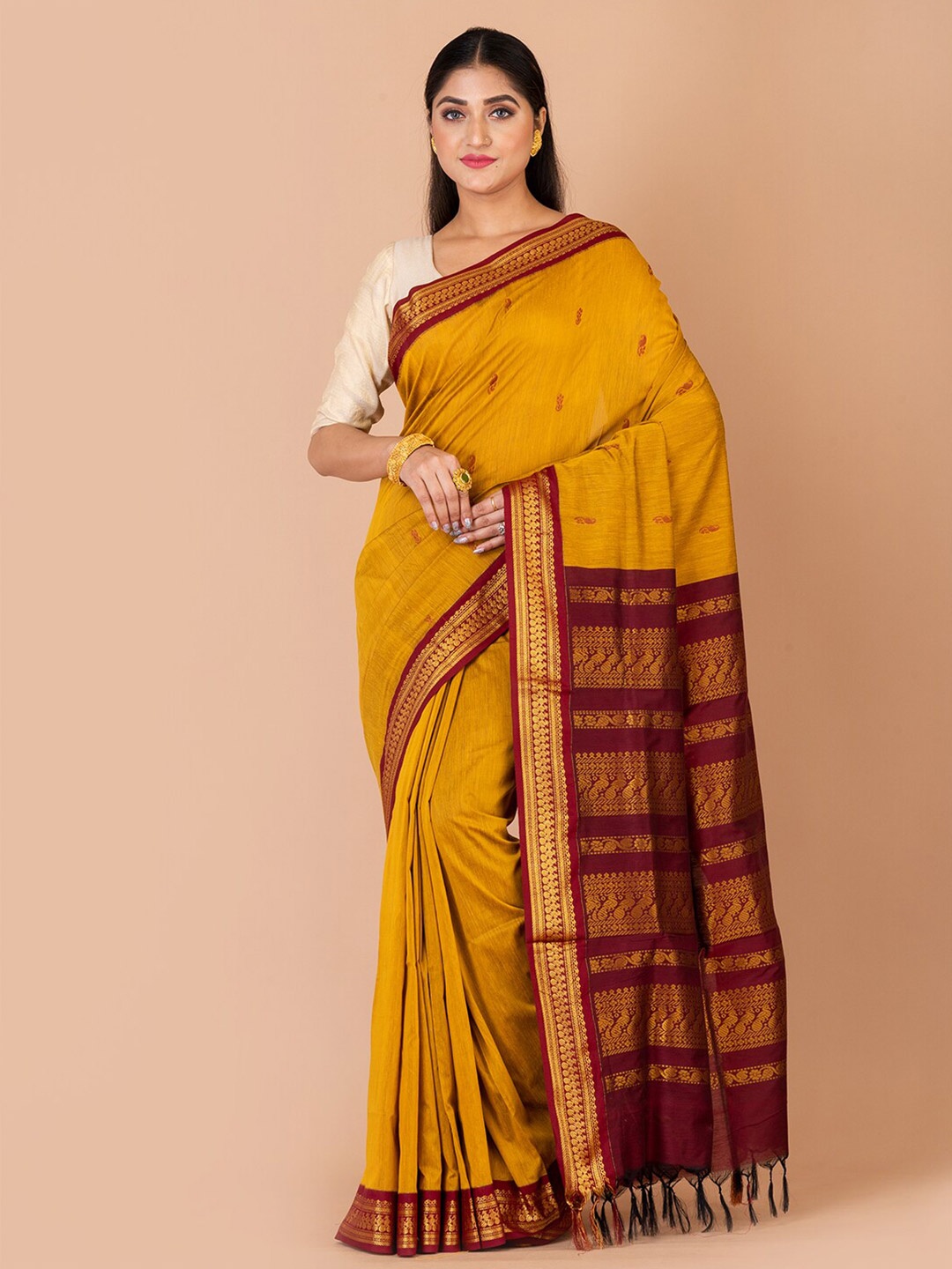 

HOUSE OF ARLI Ethnic Woven Design Zari Gadwal Saree, Mustard
