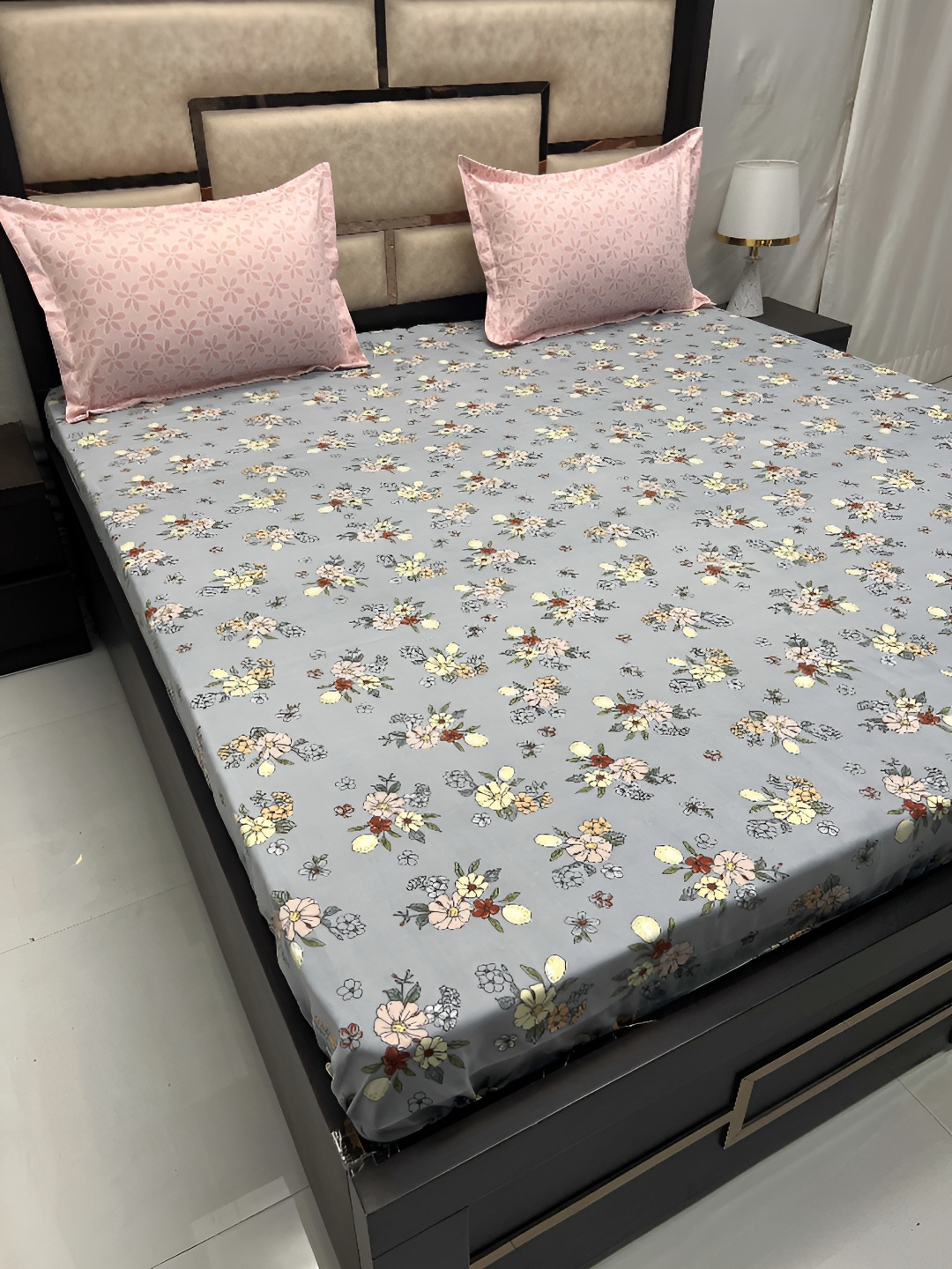 

Pure Decor Grey & Pink Floral Cotton 300 TC King Bedsheet with 2 Pillow Covers