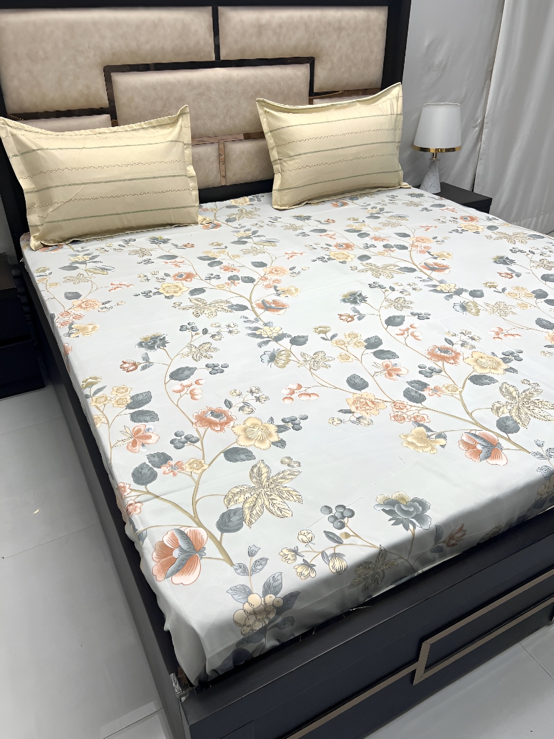 

Pure Decor Beige & Grey Floral Cotton 300 TC King Bedsheet with 2 Pillow Covers