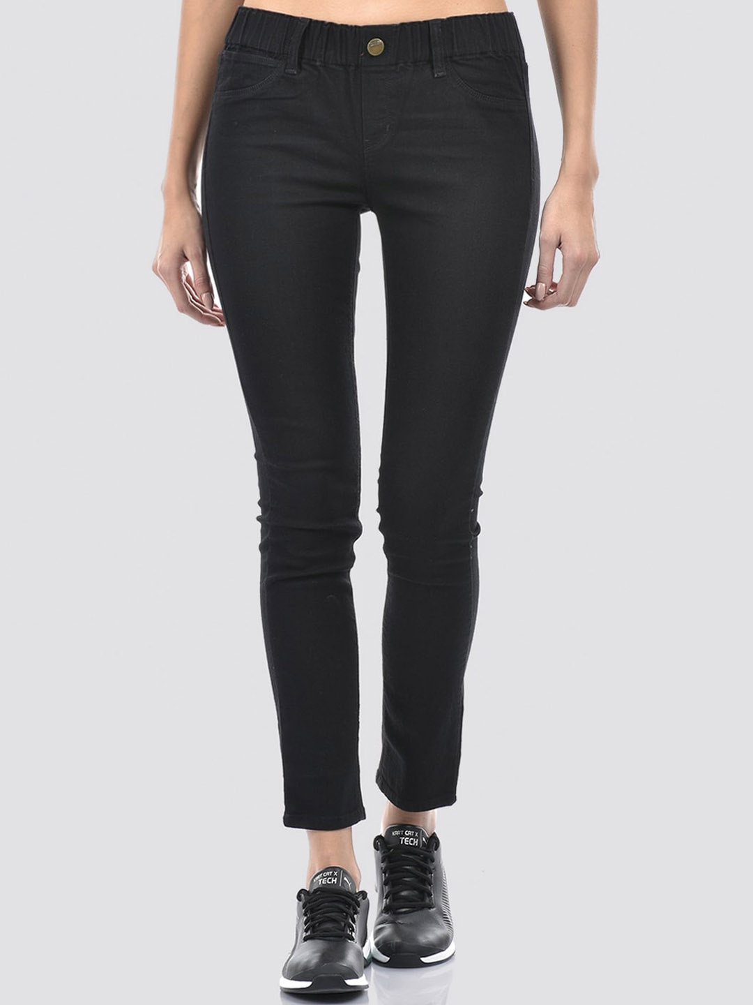 

Numero Uno Women Solid Skinny Fit Sustainable Stretchable Jeans, Black