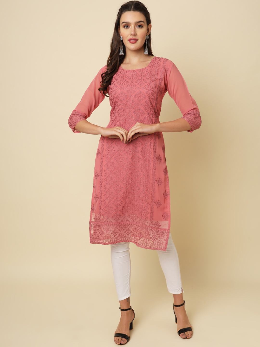 

VAIRAGEE Ethnic Motifs Embroidered Georgette Chikankari Kurta, Mauve