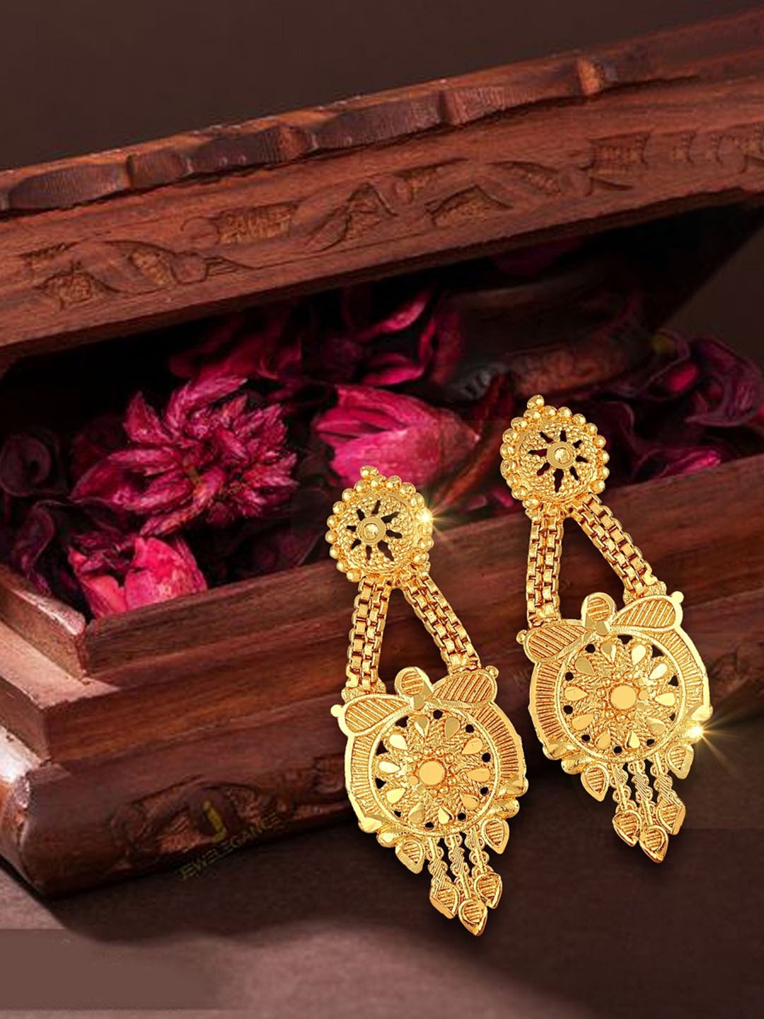

Vighnaharta Gold-Plated Contemporary Drop Earrings