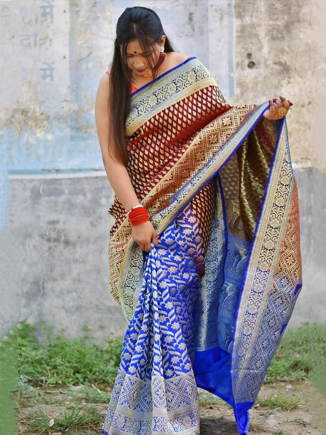 

Mitera Maroon Ethnic Motifs Woven Design Zari Art Silk Saree, Blue