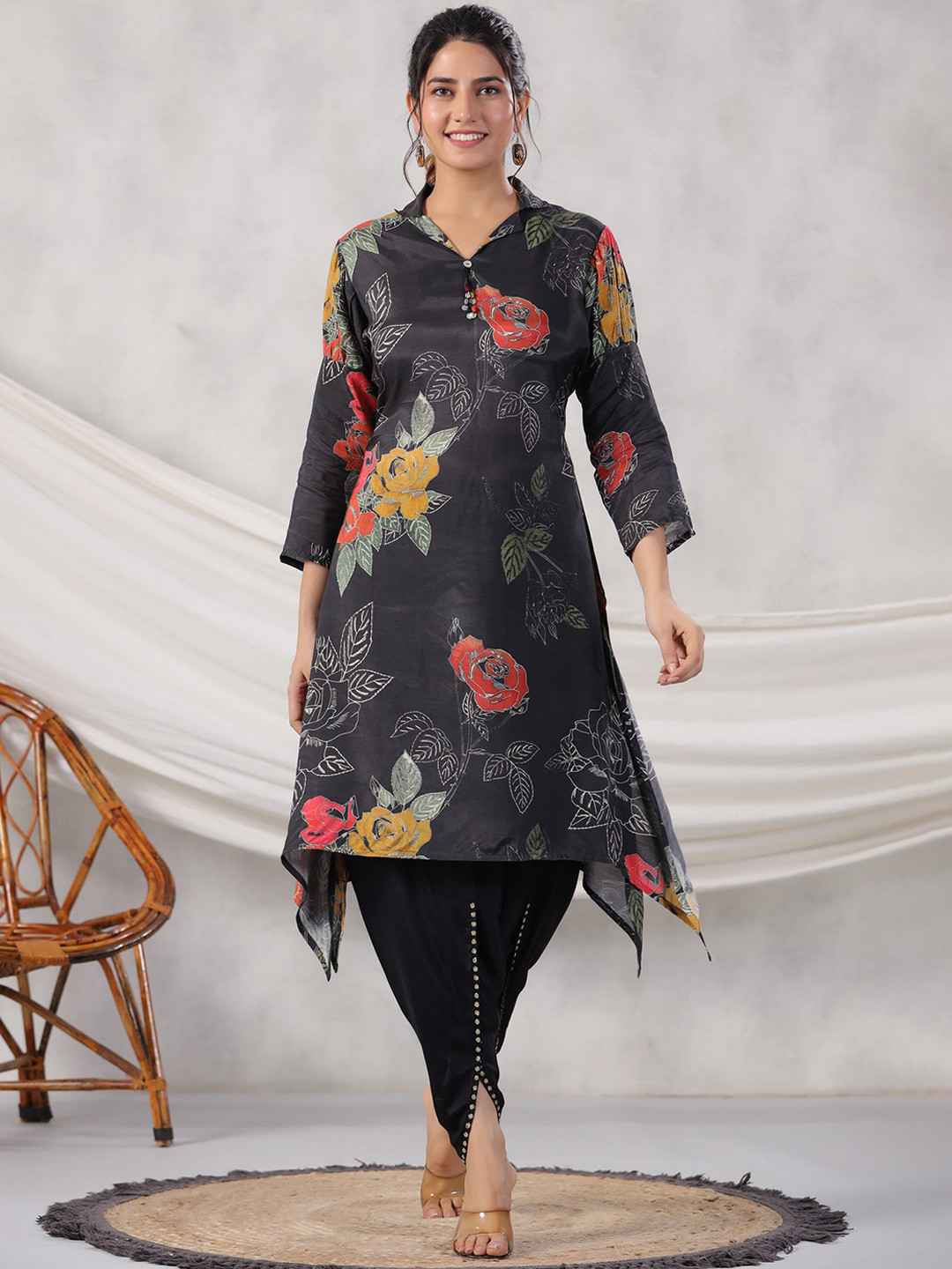 

JISORA Printed Silk Kurta With Dhoti Pant Set, Black