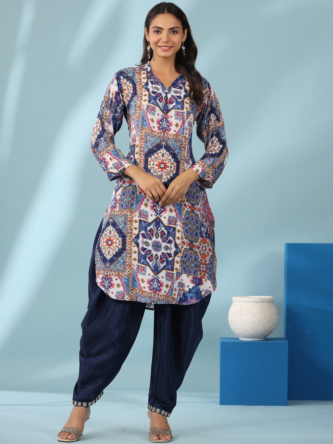 

JISORA Printed Kurta With Trouser, Blue