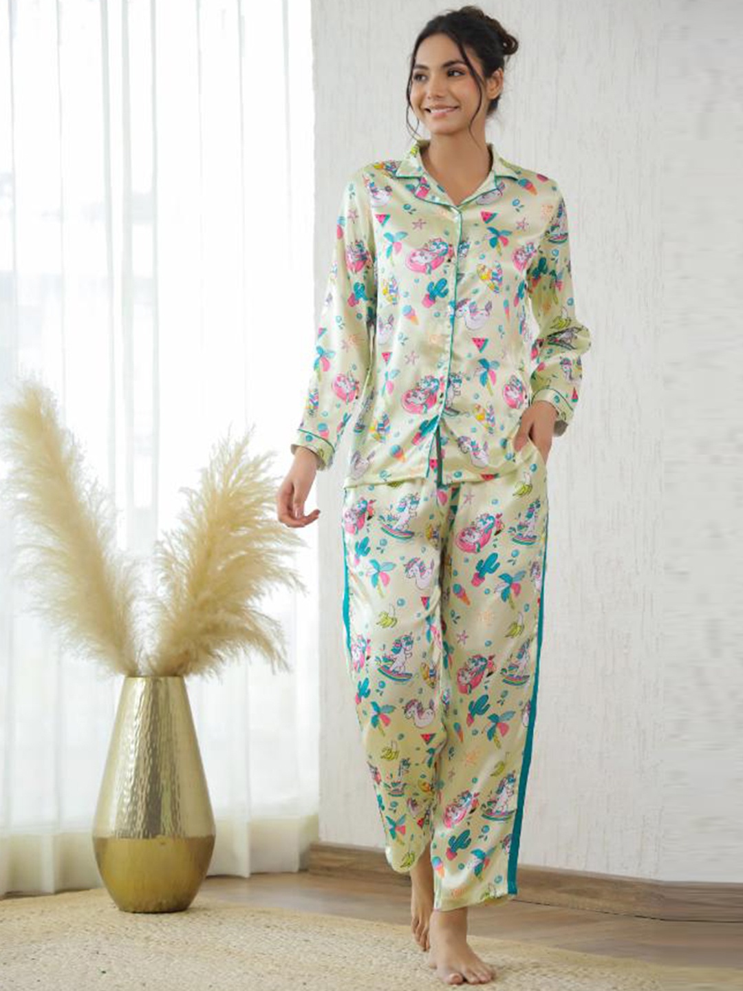

FLAVIA CREATION Conversational Printed Lapel Collar Pure Cotton Shirt With Pyjamas, Cream