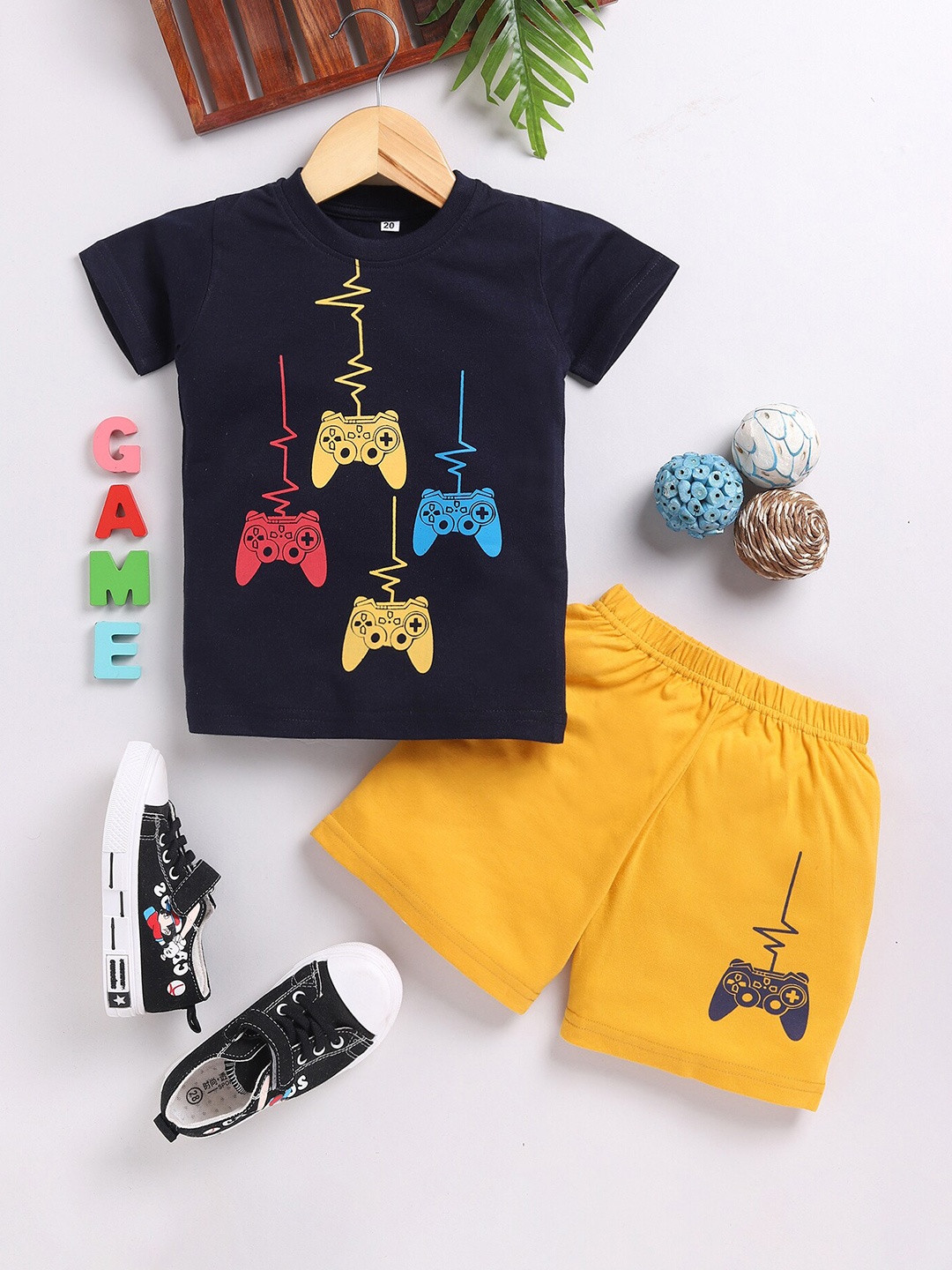 

carrydreams Boys Graphic Printed Pure Cotton T-shirt with Trousers, Navy blue