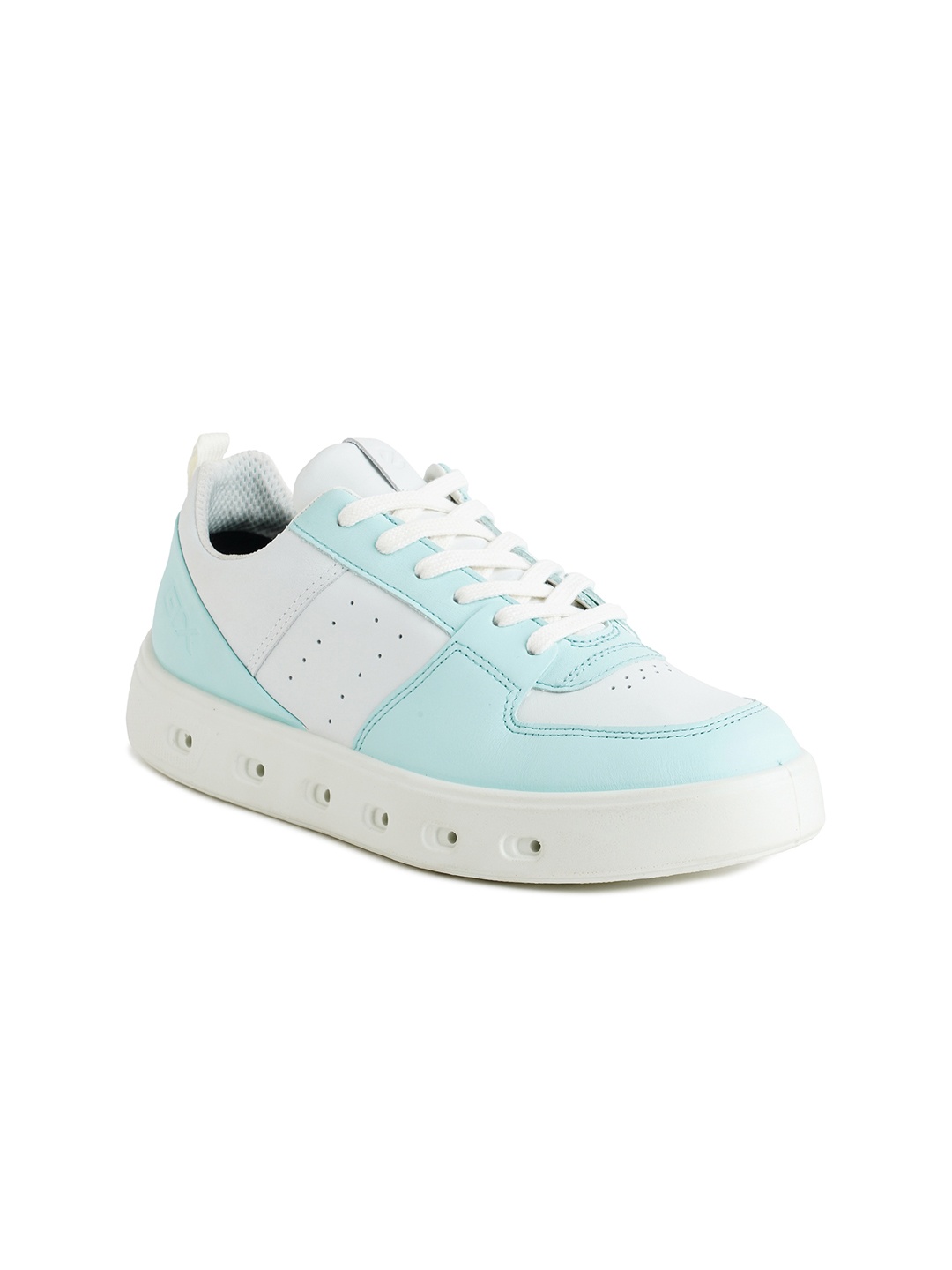 

ECCO Women Street 720 Starlight Leather Regular Sneakers, Blue