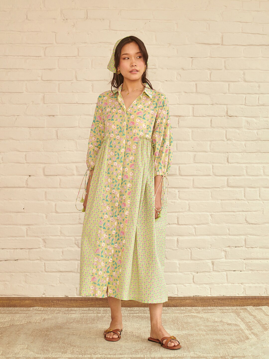 

Prakriti Jaipur Floral Printed Round Neck Puff Sleeve Maxi Cotton Midi Dress, Green