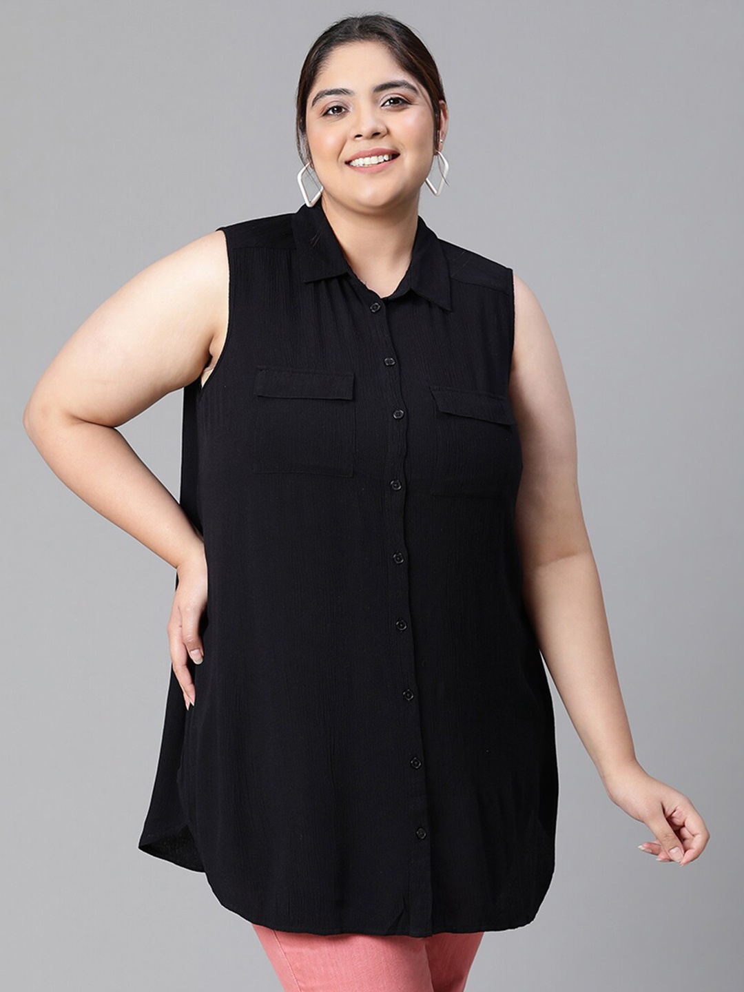 

Oxolloxo Plus Size Classic Boxy Sleeveless Casual Shirt, Black