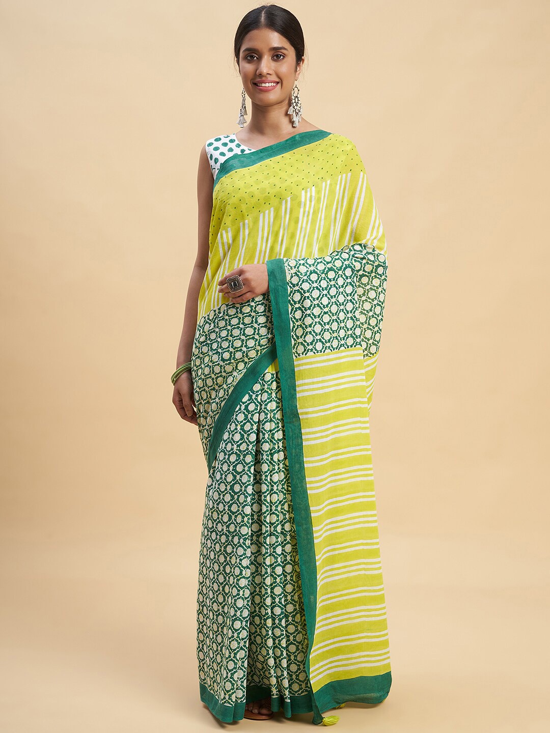 

SootiSyahi Geometric Printed Pure Cotton Sanganeri Block Print Saree, Green