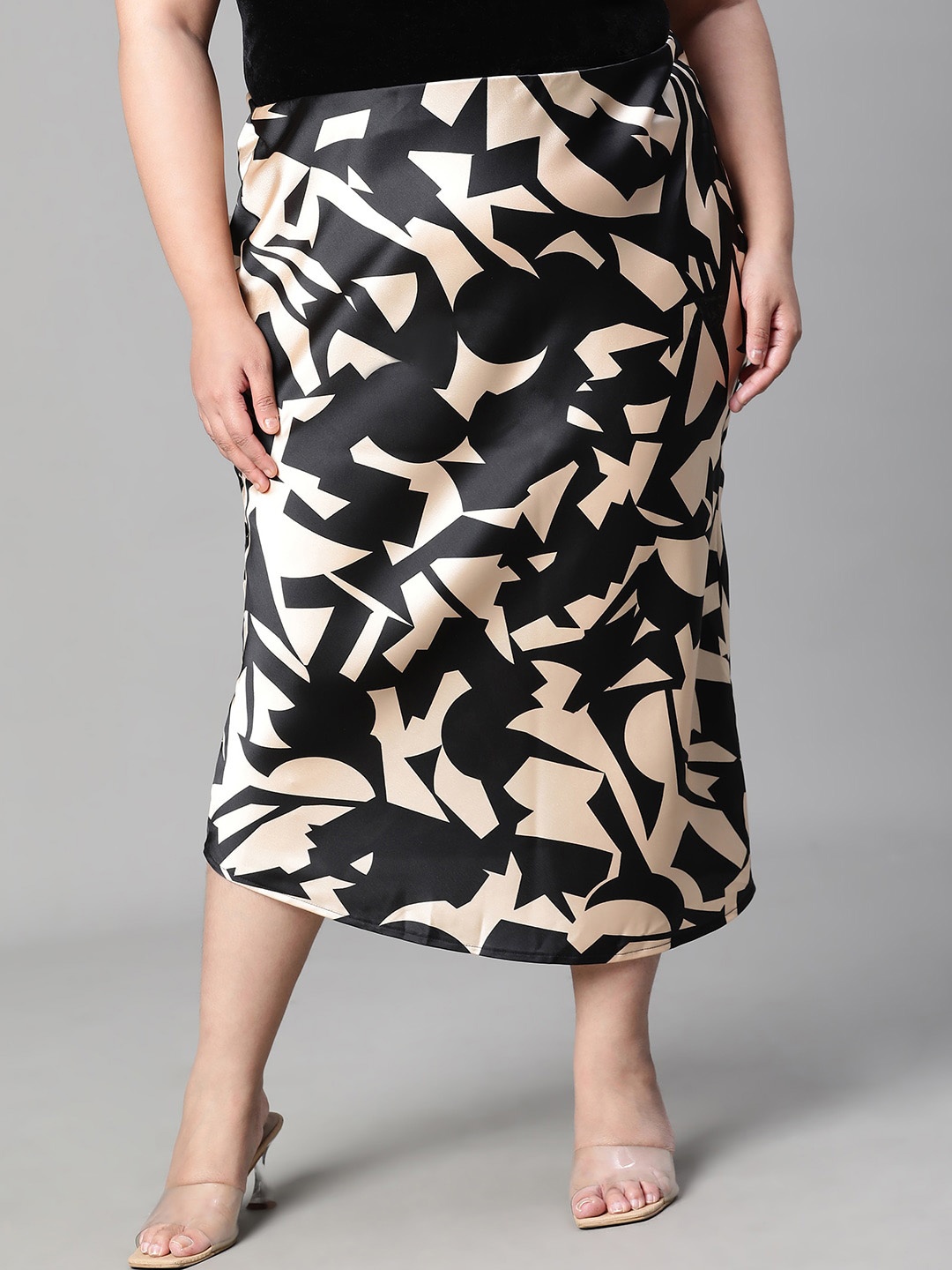 

Oxolloxo Geometric Printed Midi Pencil Plus Sized Skirt, Black