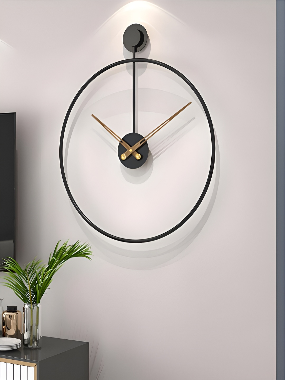 

The Art House Black & Rose Gold Abstract Shaped Traditional Wall Clock