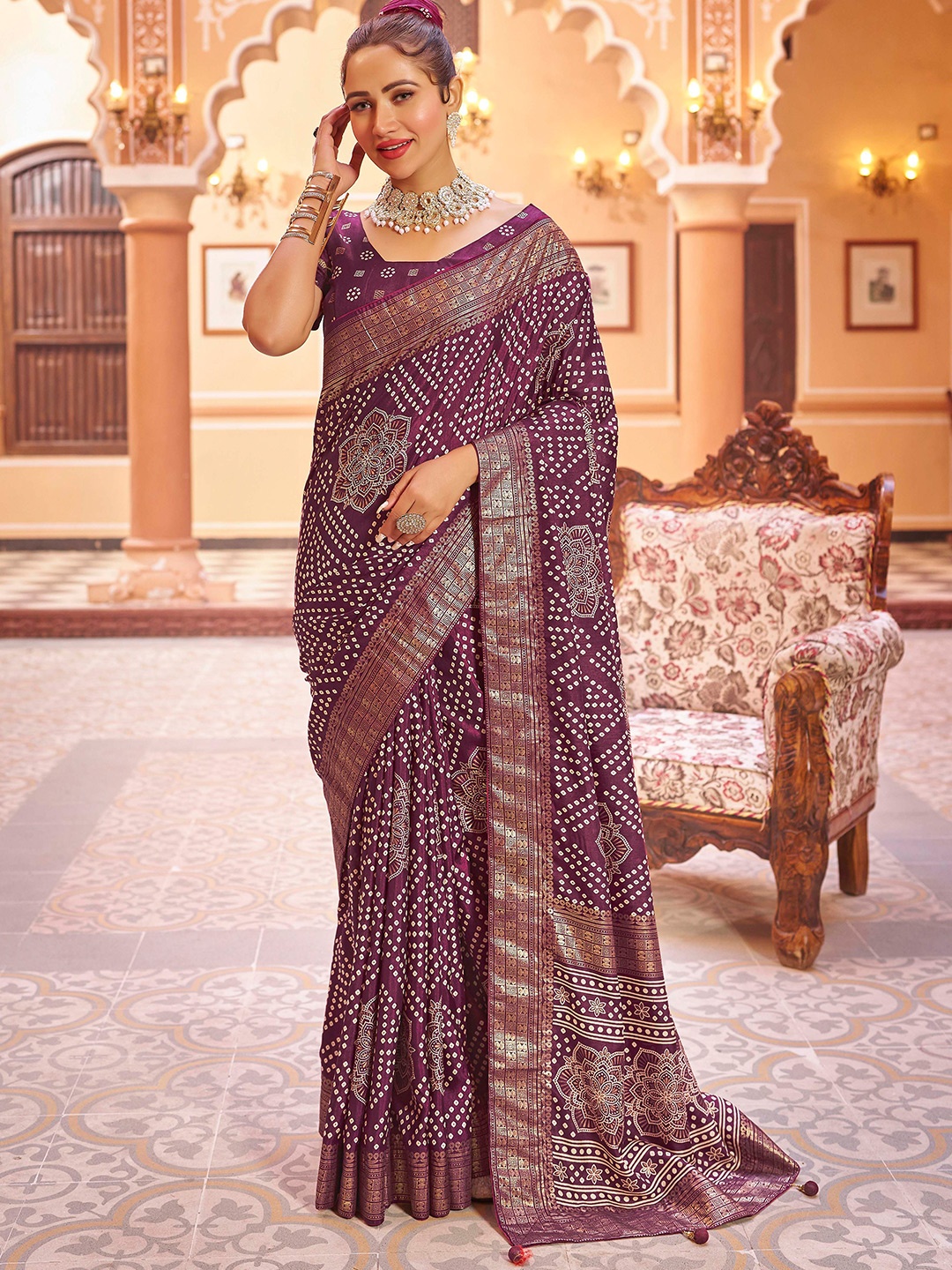 

Divyadham Textiles Bandhani Zari Pure Silk Bandhani Saree, Purple