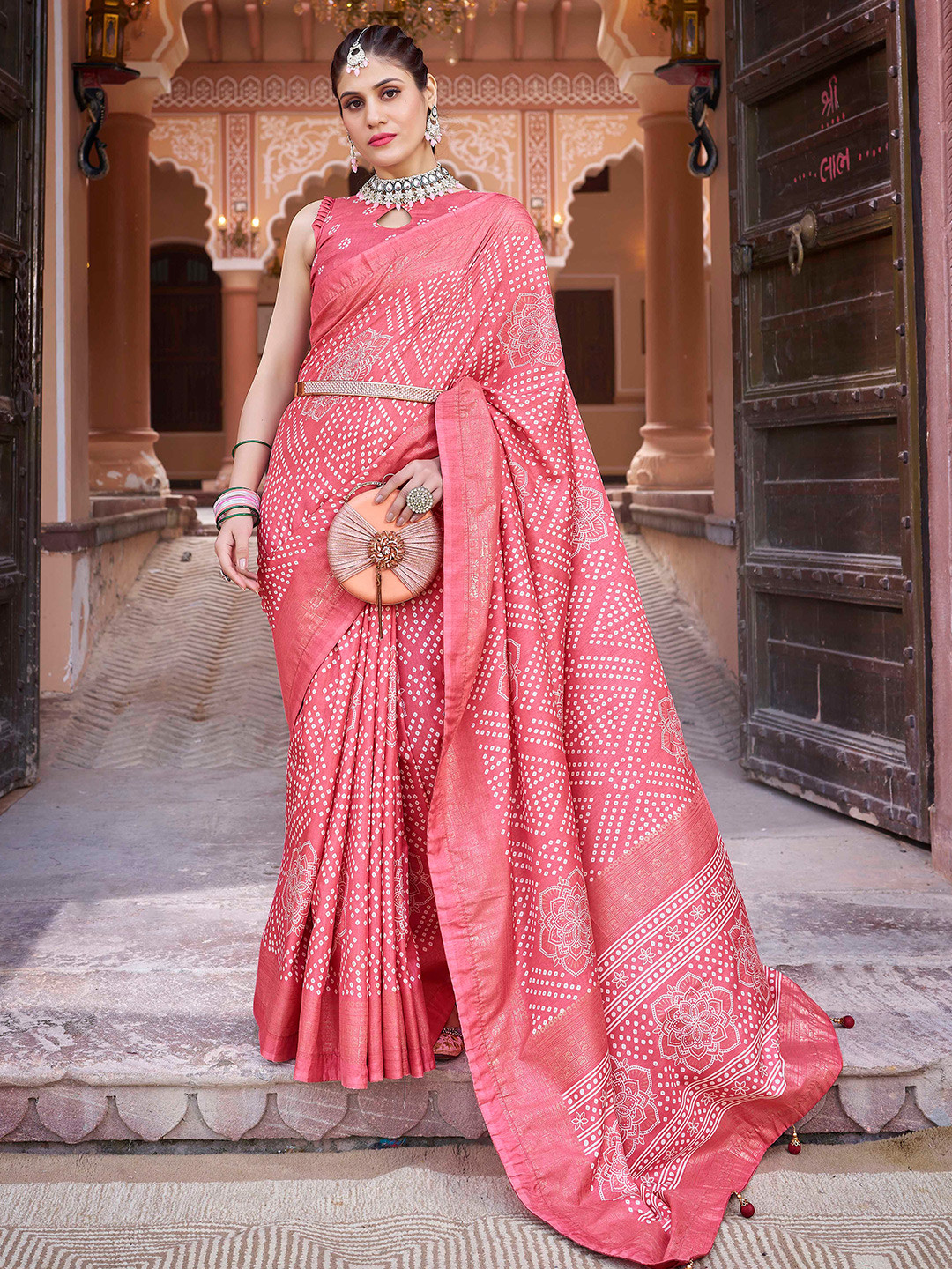 

Divyadham Textiles Bandhani Zari Pure Silk Bandhani Saree, Peach