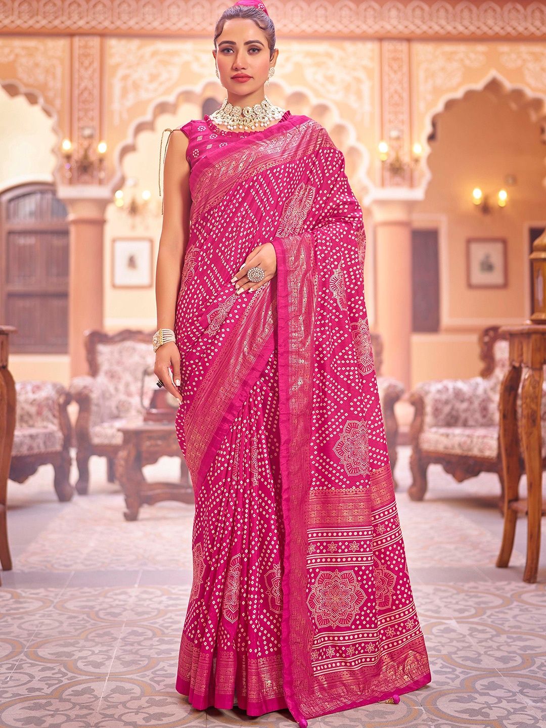 

Divyadham Textiles Bandhani Zari Pure Silk Bandhani Saree, Pink