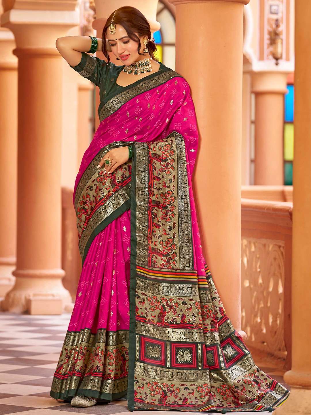 

Divyadham Textiles Bandhani Zari Pure Silk Banarasi Saree, Pink