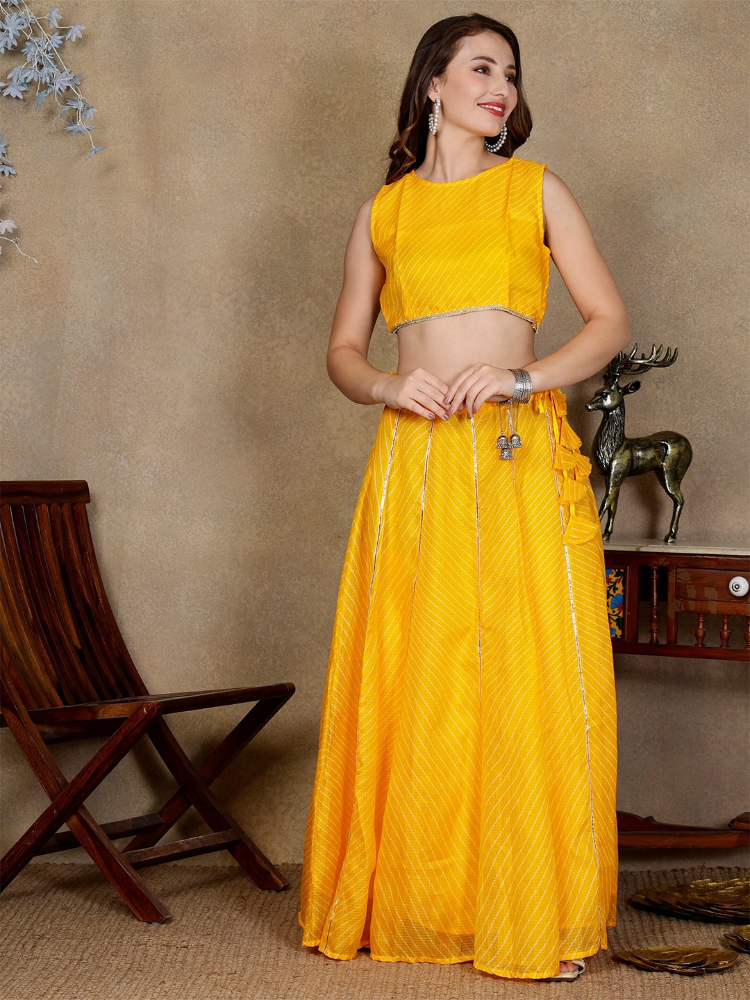 

NEUDIS Striped Round Neck Ready to Wear Lehenga & Blouse With Dupatta, Yellow