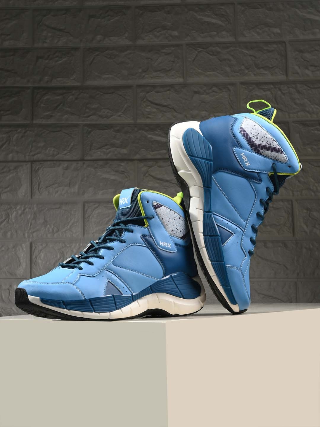 

HRX by Hrithik Roshan Men Blue Round Toe Mid Top Sneakers