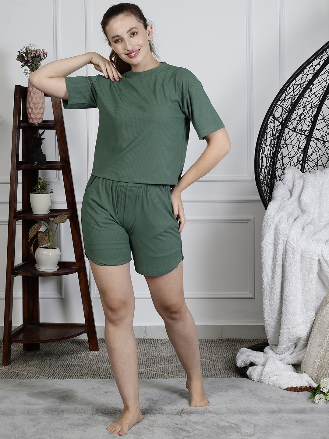 

NEUDIS Round Neck Night suit, Green