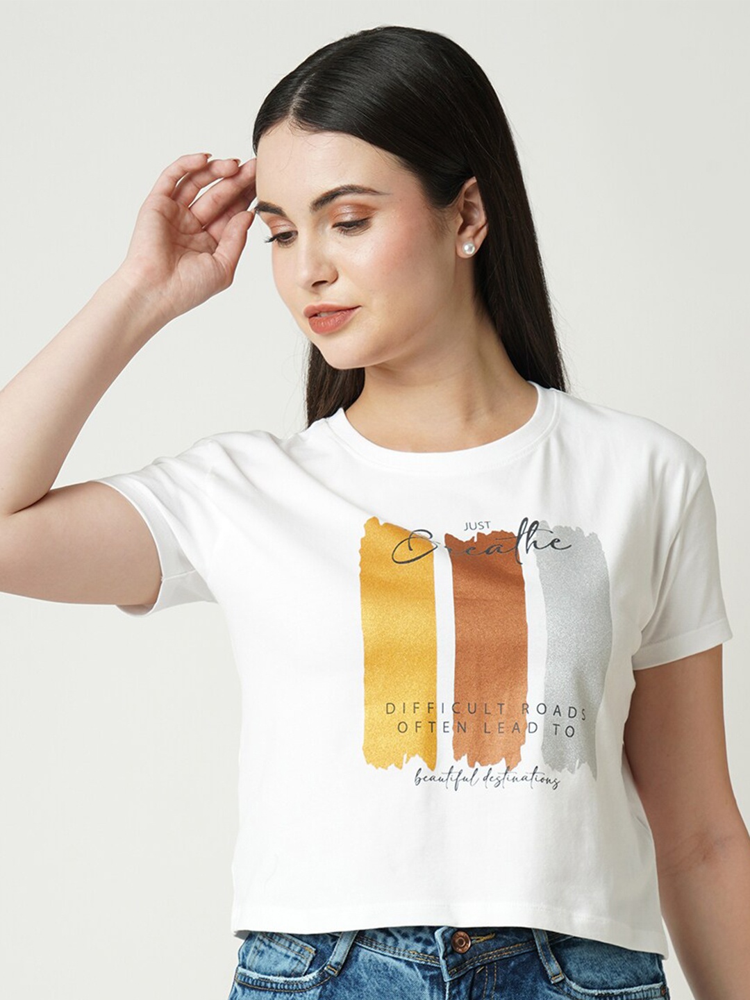 

Kraus Jeans Typography Printed Pure Cotton Slim Fit Crop T-shirt, Off white