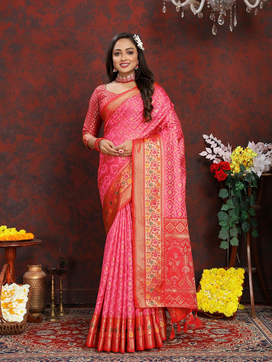 

Divyadham Textiles Ethnic Motifs Woven Design Zari Organza Banarasi Saree, Pink