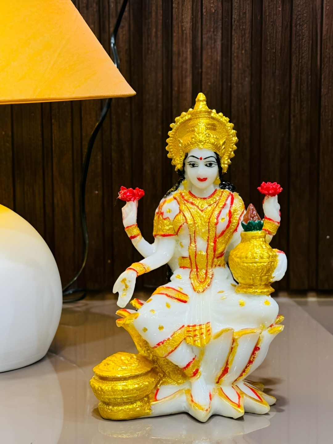 

krishnagallery1 White Religious Idol Showpiece