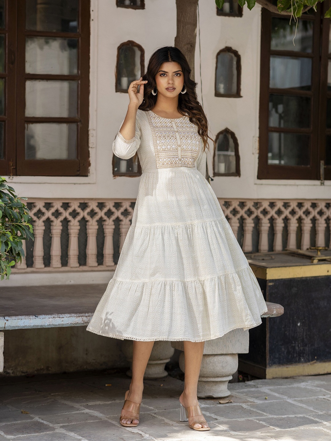 

Nayo Embroidered Gathered A-Line Dress, Off white